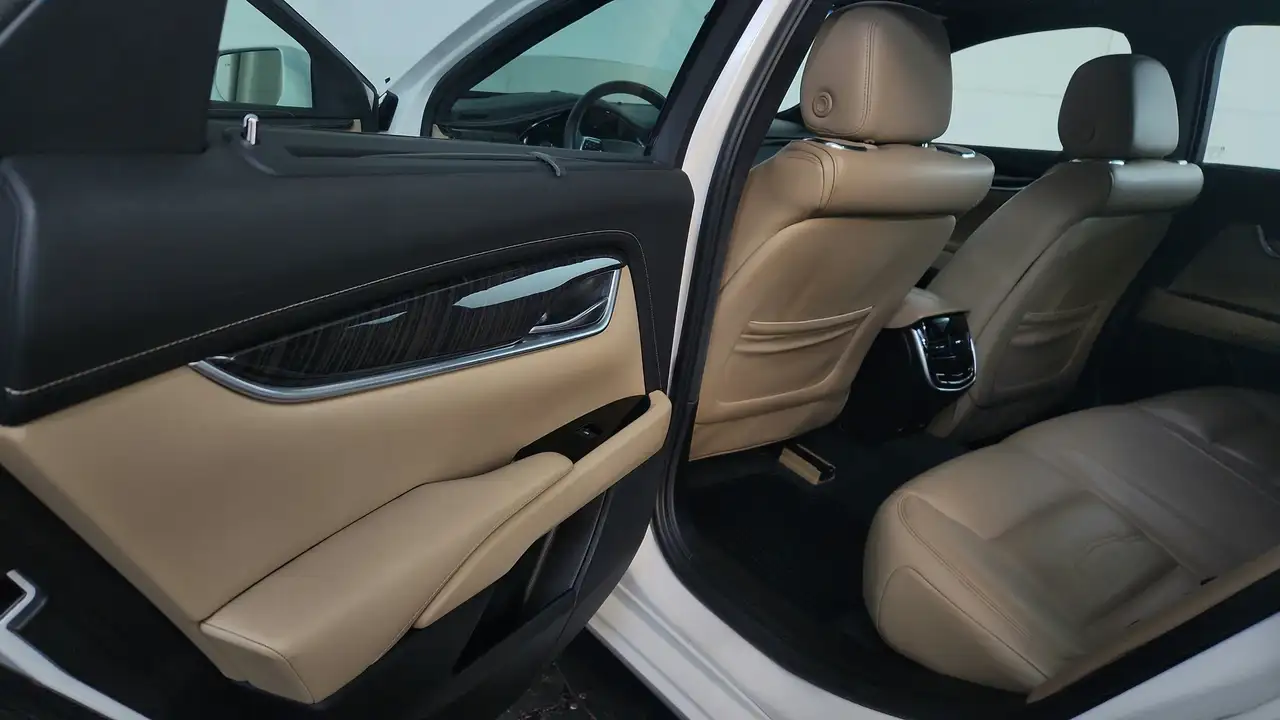 Cadillac XTS снимка Cadillac XTS