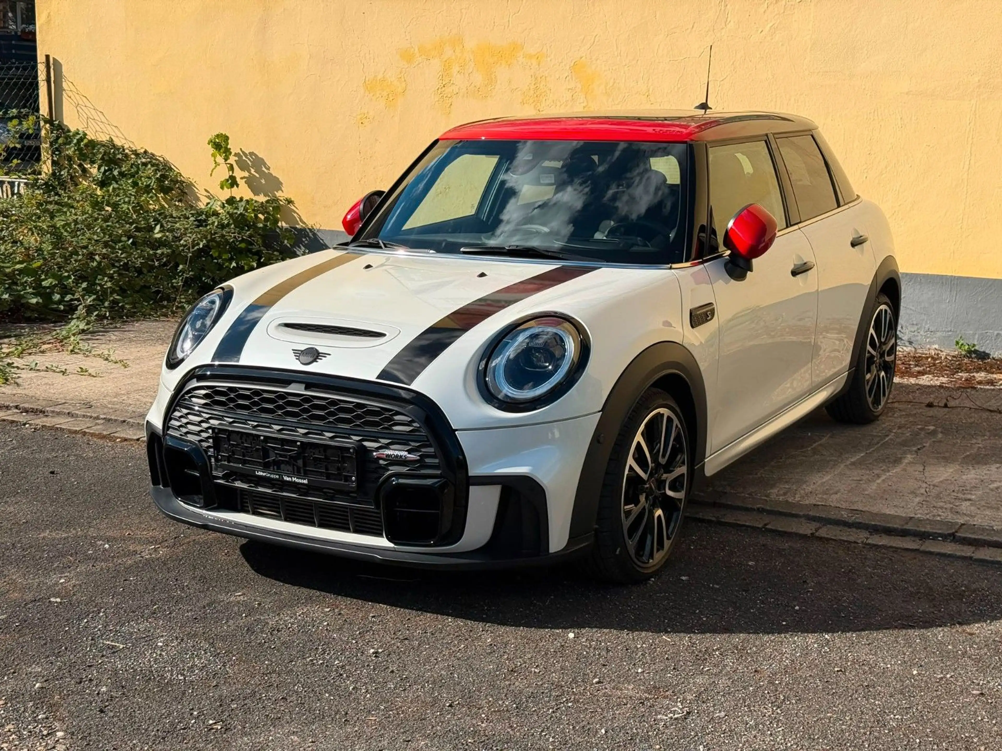 MINI Cooper S John Cooper Works Trim