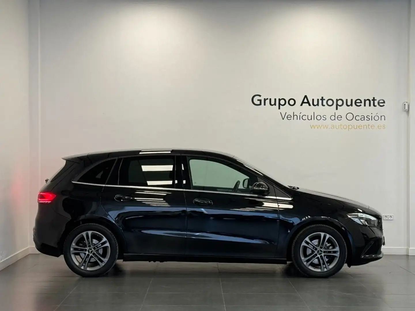 Mercedes-Benz B 150 URBAN Negru - 2