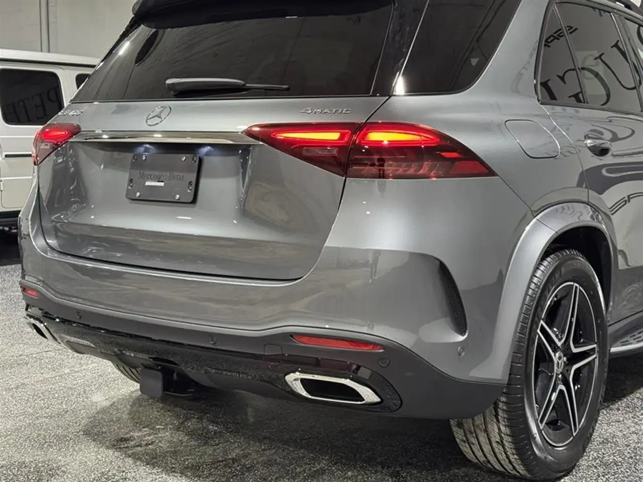 Mercedes-Benz GLE снимка Mercedes-Benz GLE