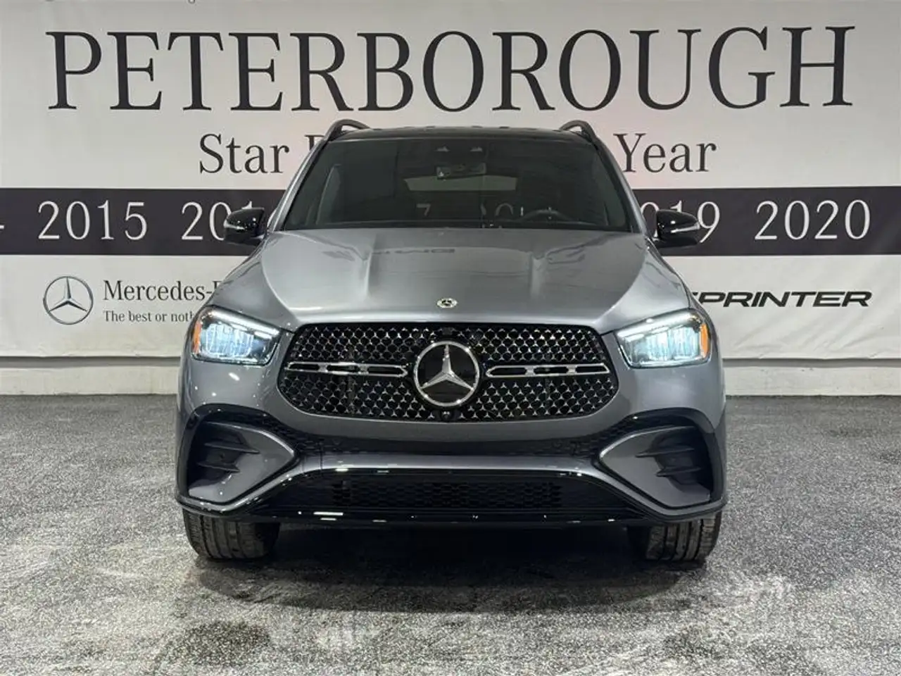 Mercedes-Benz GLE снимка Mercedes-Benz GLE