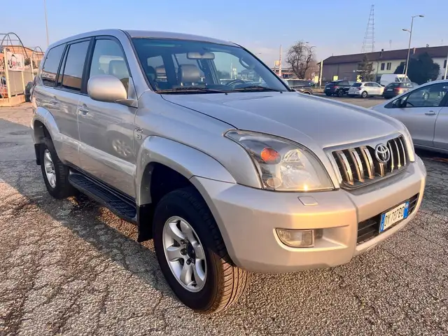 Toyota Land Cruiser Wagon 3.0 d-4d auto