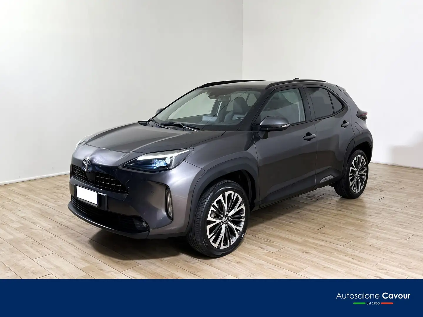Toyota Yaris Cross Yaris Cross 1.5 Hybrid 5p. E-CVT Lounge Grijs - 1