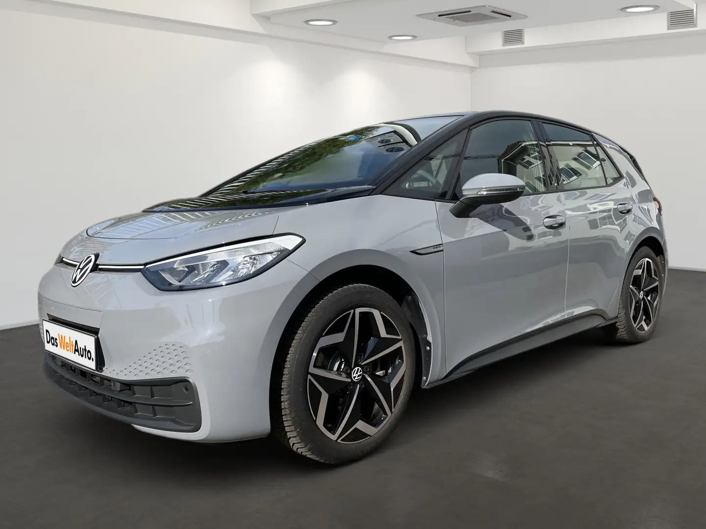 Volkswagen ID.3 Pro *LED*NAVI*PARKSENSOR*APPCON* Grijs - 2