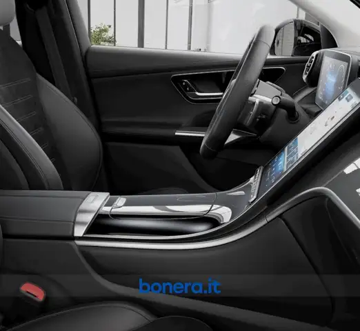 Mercedes-Benz GLC view 7