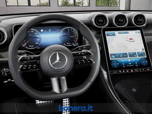 Mercedes-Benz GLC view 5