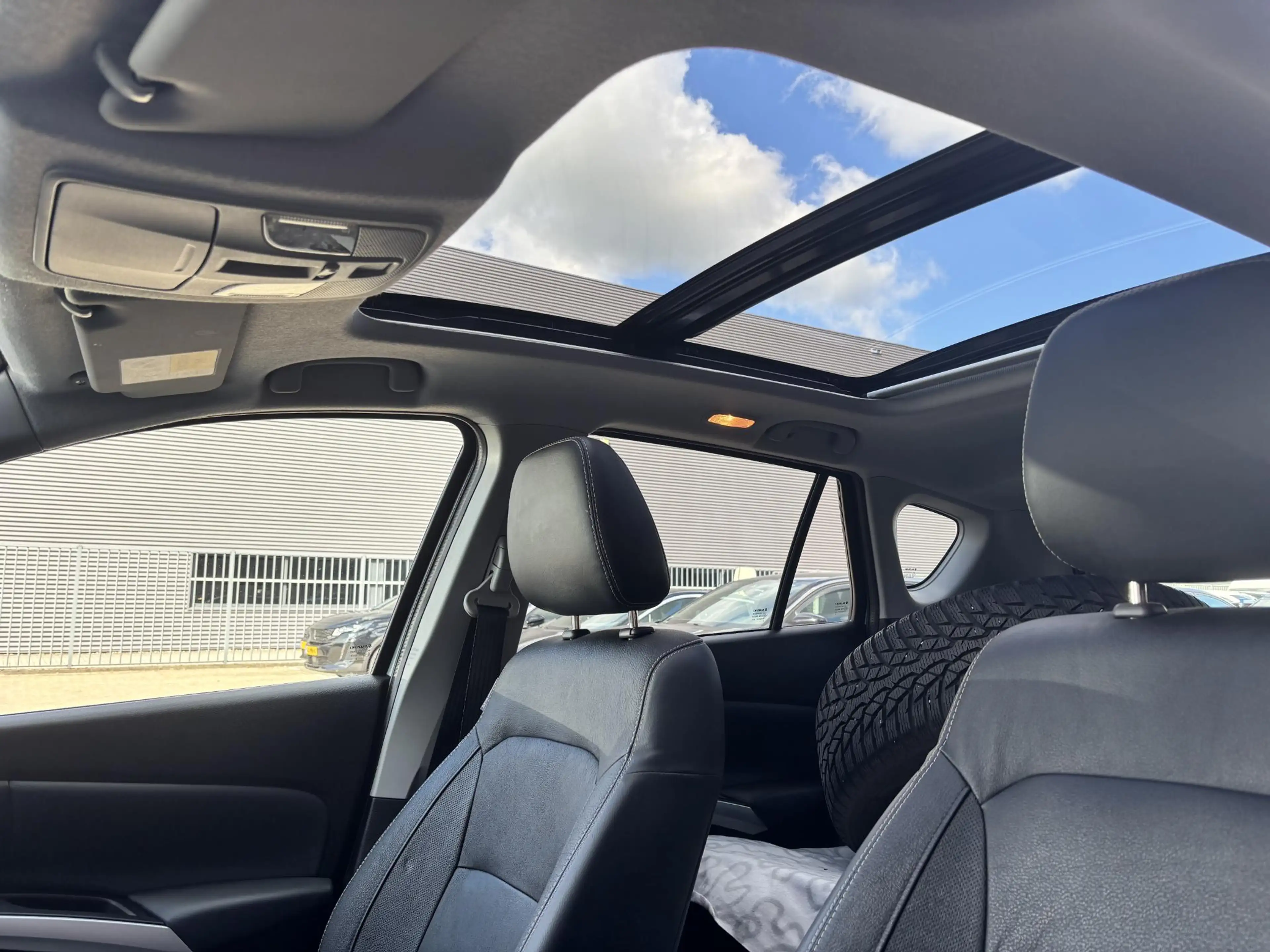Suzuki S-Cross 1.4 Boosterjet Style Smart Hybrid | Camera | stoel — photo 14