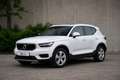 Volvo XC40 T2 Momentum Pro Aut. Blanco - thumbnail 1