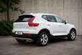 Volvo XC40 T2 Momentum Pro Aut. Blanco - thumbnail 2