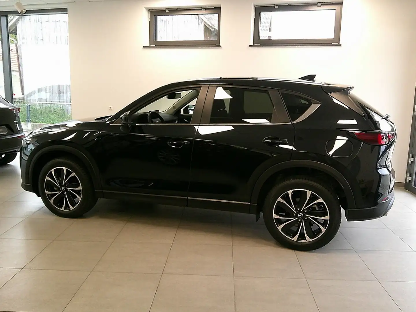Mazda CX-5 SKYACTIV 194 Advantage NAVI/HUD/360° Schwarz - 2