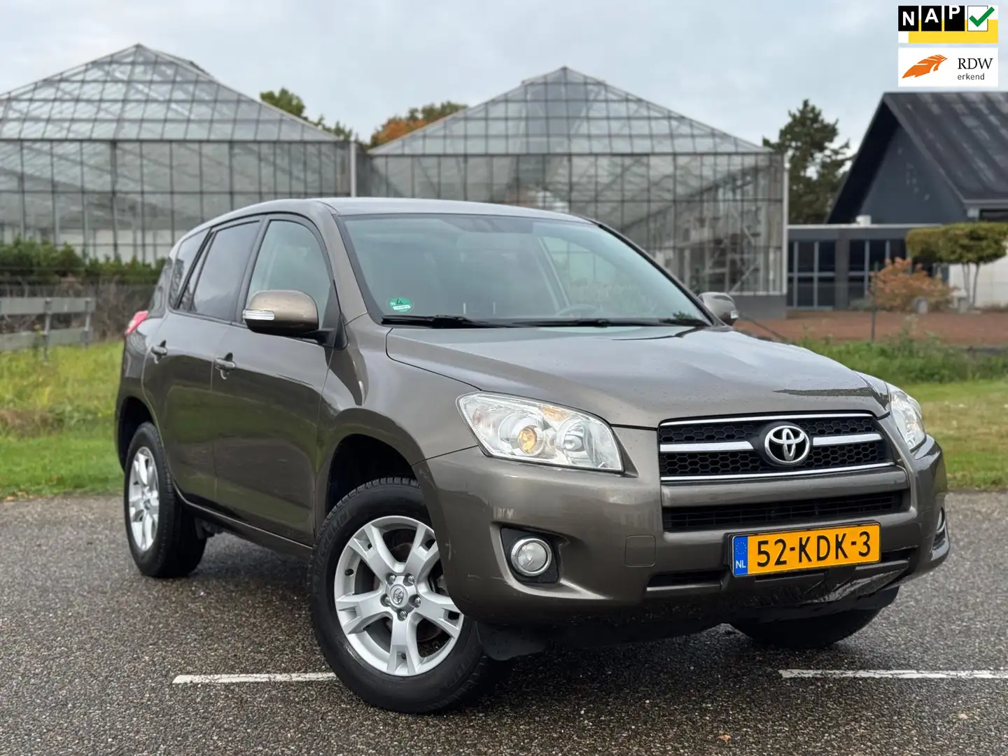 Toyota RAV 4 2.0 VVTi Dynamic Airco | Navi | Cruise | 2e Eig. | Brun - 1