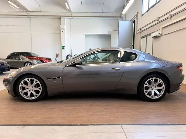Maserati Granturismo view 2