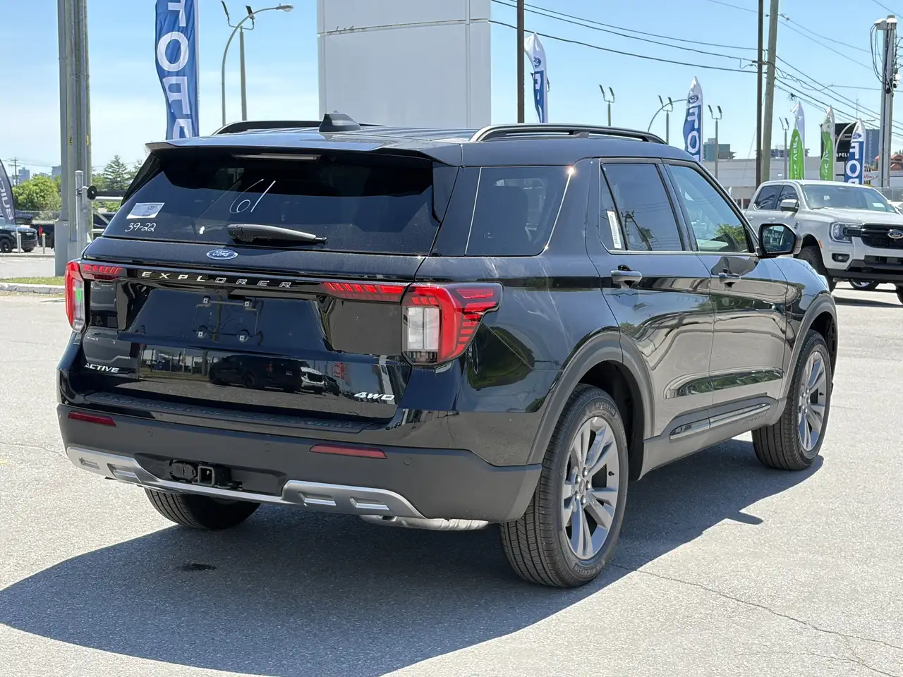 Ford Explorer снимка Ford Explorer
