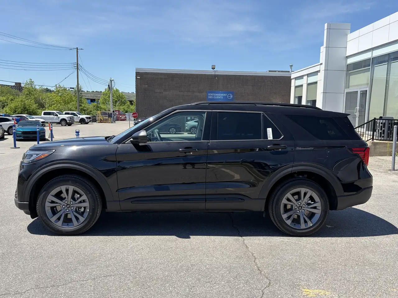 Ford Explorer снимка Ford Explorer
