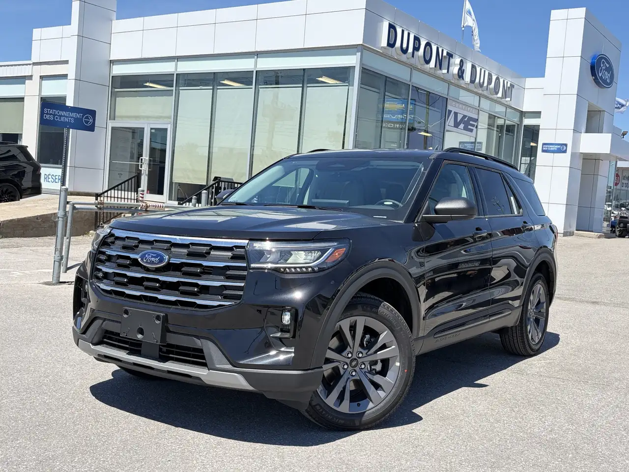 Ford Explorer снимка Ford Explorer