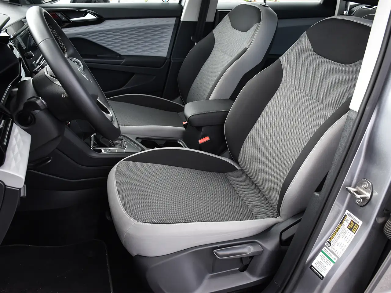 Volkswagen Taos снимка Volkswagen Taos
