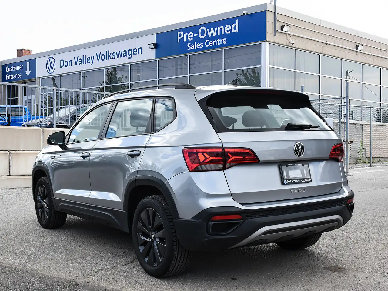 Volkswagen Taos снимка Volkswagen Taos
