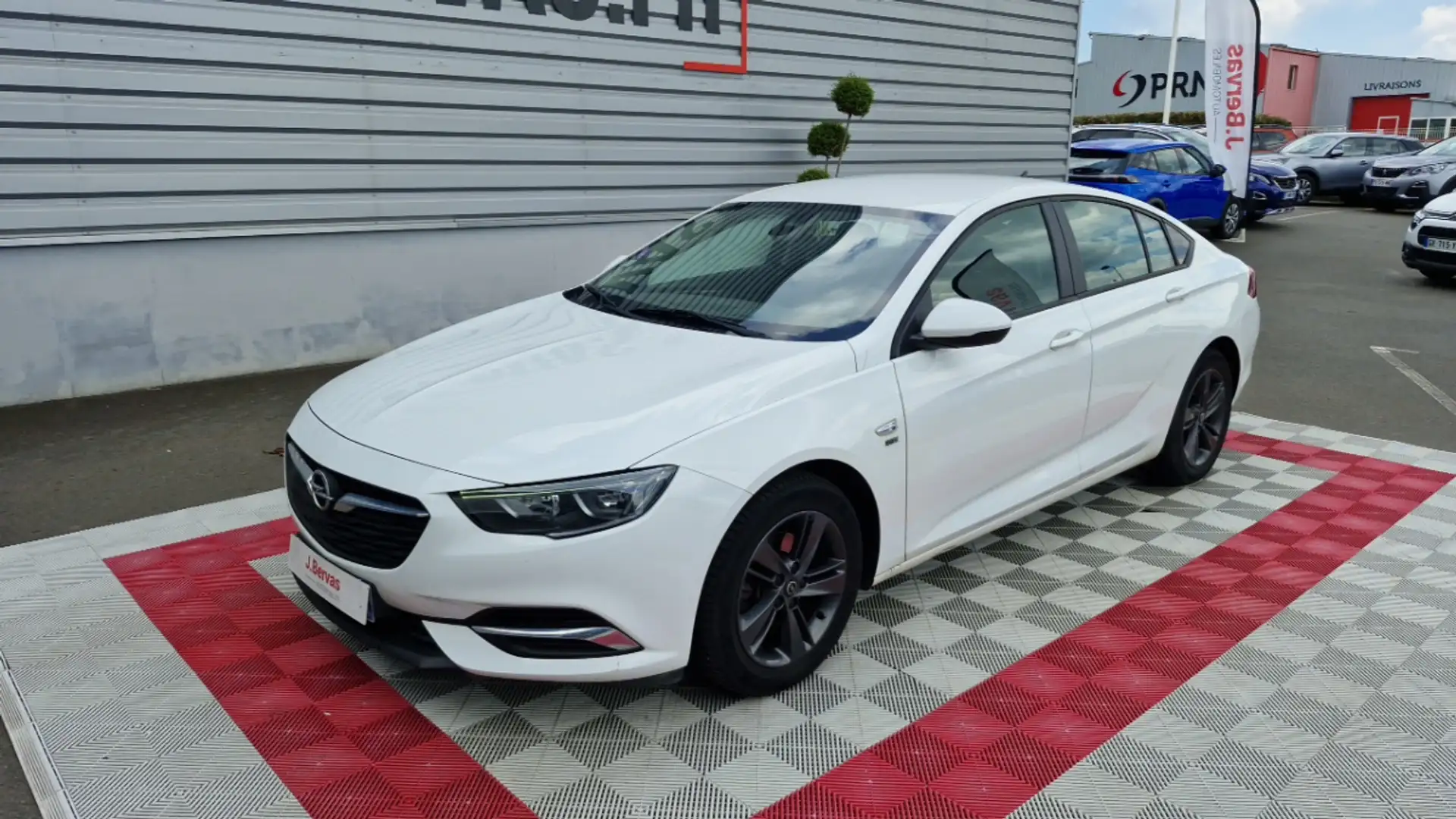Opel Insignia GRAND SPORT 1.5 TURBO 140 CH EDITION 120 ANS Blanc - 1