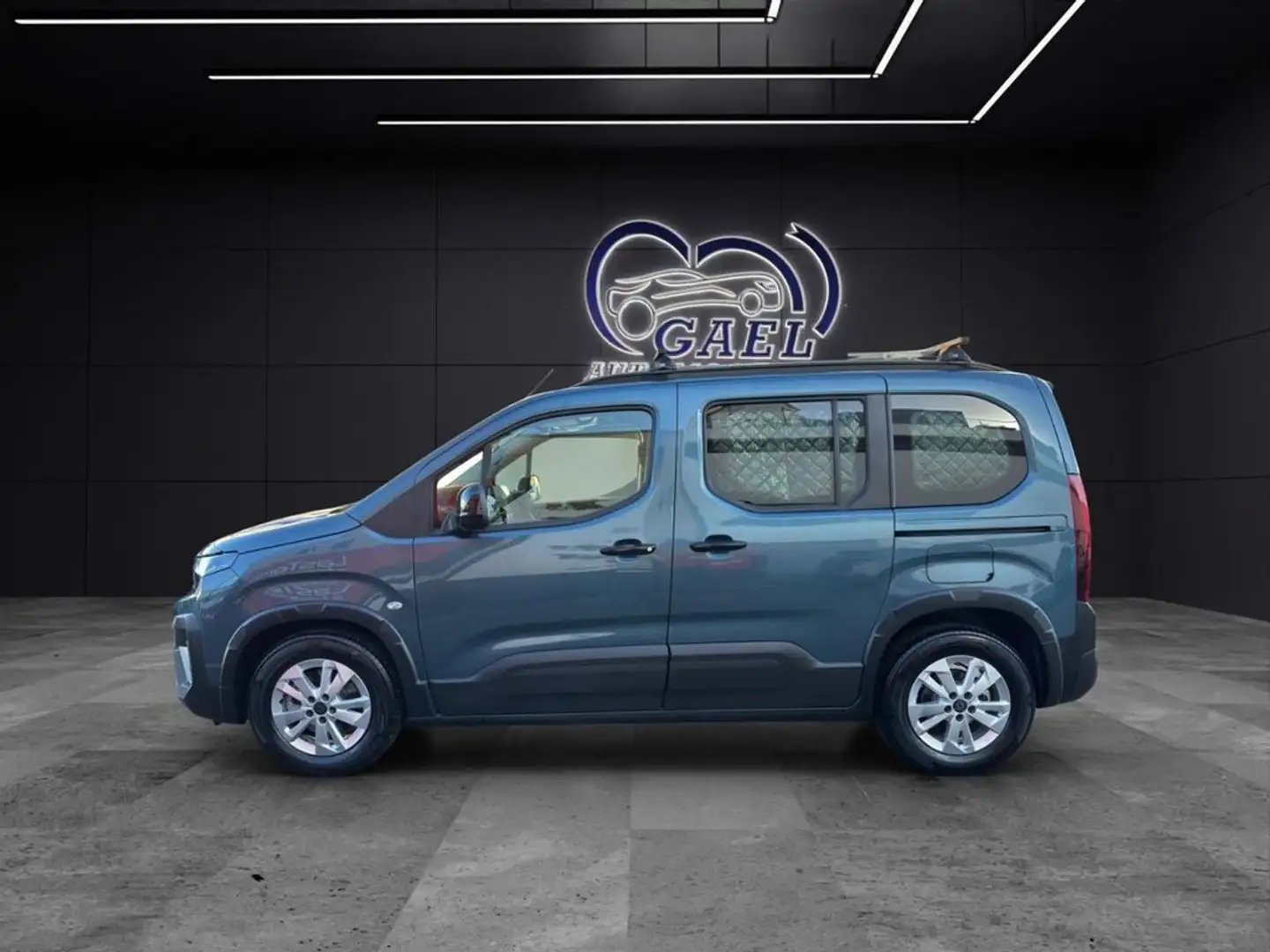 Peugeot Rifter GT BlueHDi 130 EAT8 Standard Azul - 2