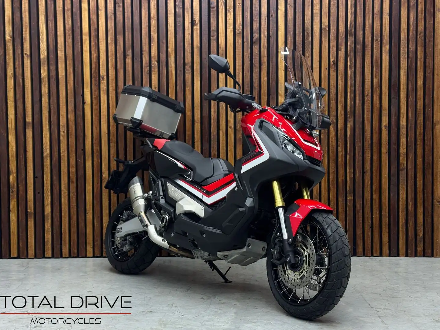 Honda X-ADV Roşu - 1