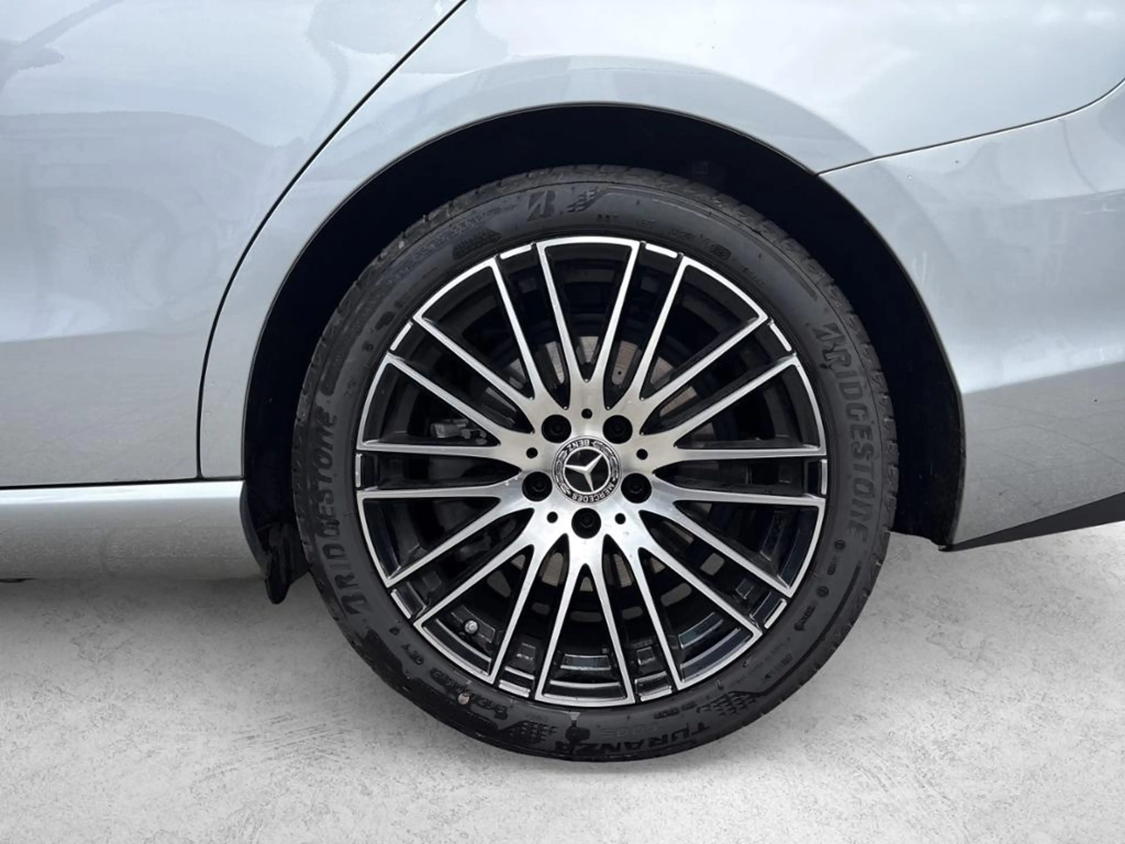 Mercedes-Benz C 200 d Edition Avantgarde AHK Memory 360 — photo 4