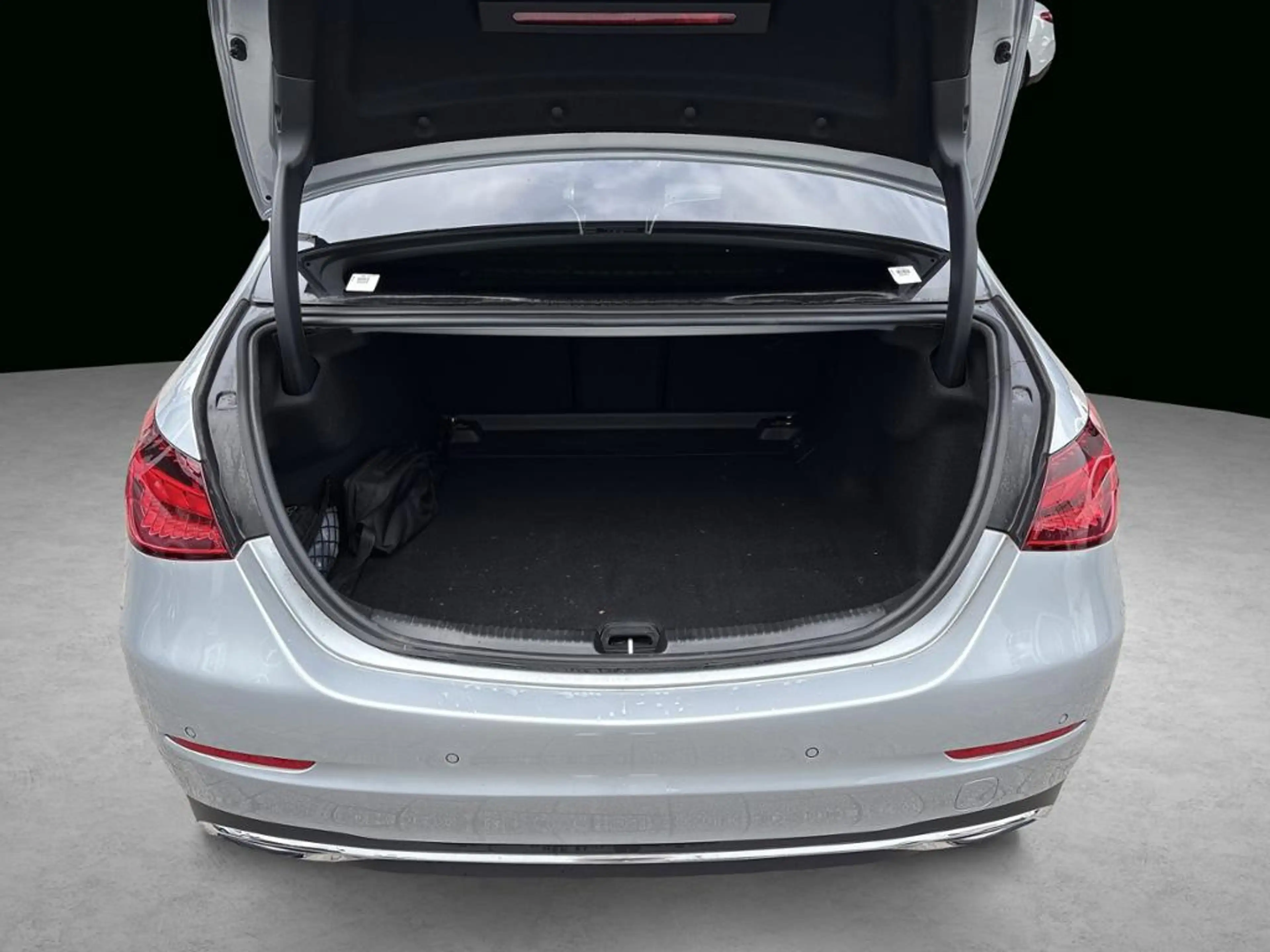 Mercedes-Benz C 200 d Edition Avantgarde AHK Memory 360 — photo 7
