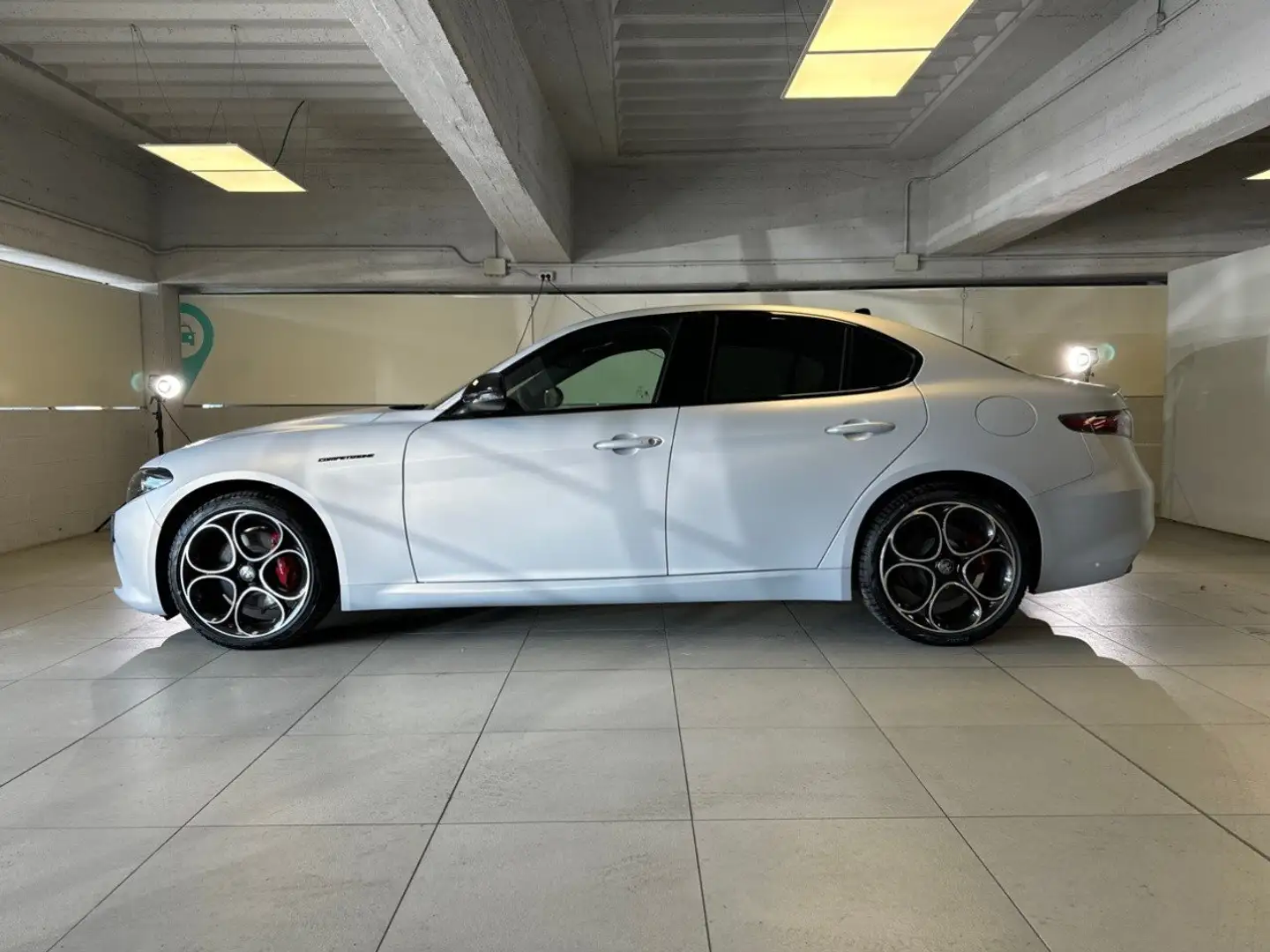 Alfa Romeo Giulia 2.2 TD 210cv Competizione AT8 Q4 Grigio - 2