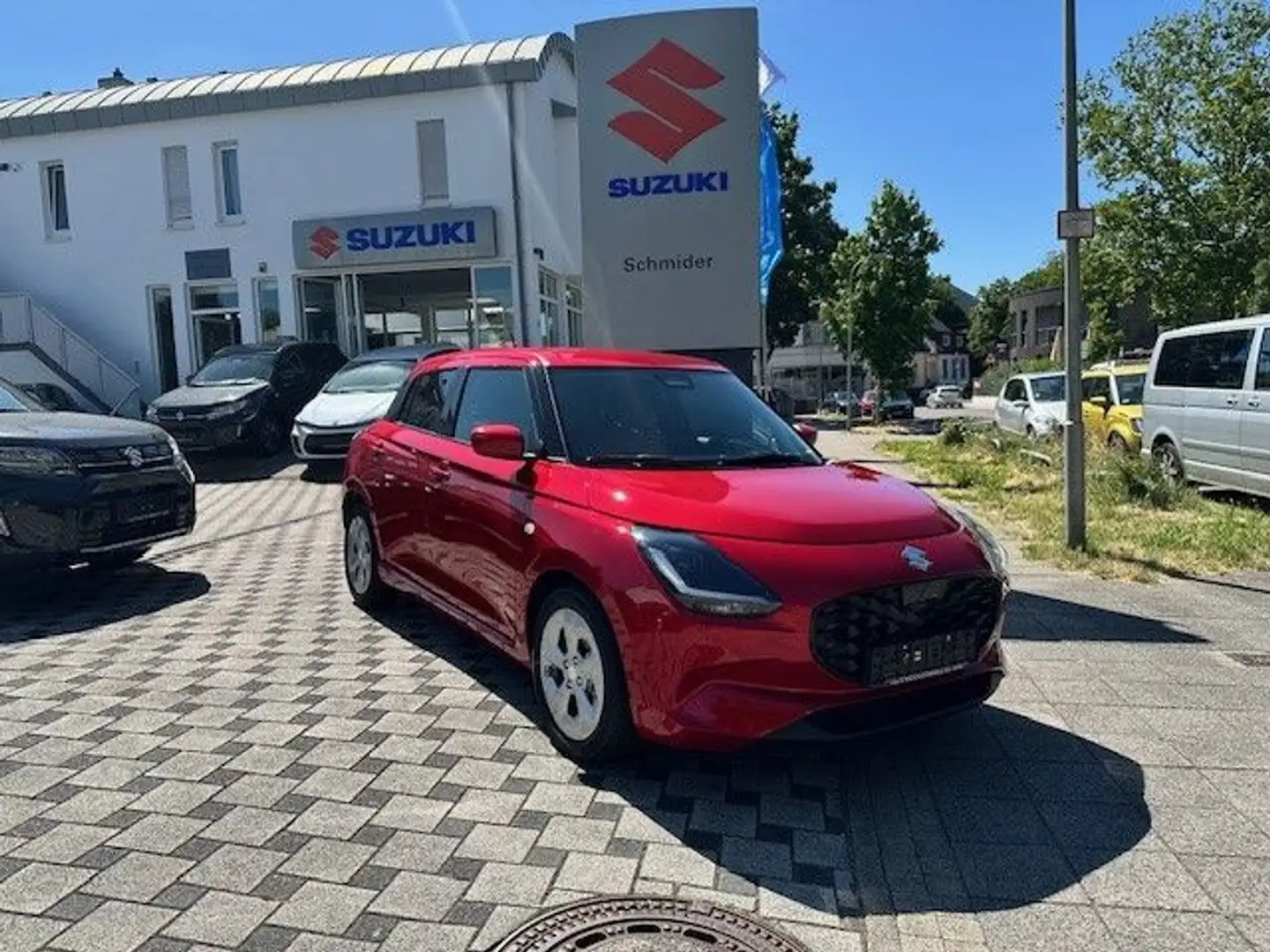 Suzuki Swift 1.2 DUALJET HYBRID Comfort CVT/NAVI/LED Rood - 1