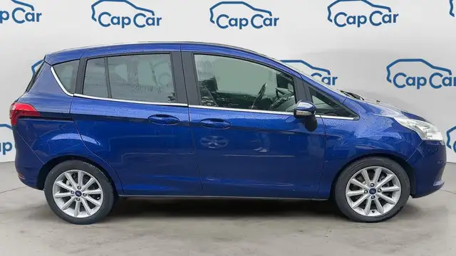 Ford B-Max view 4