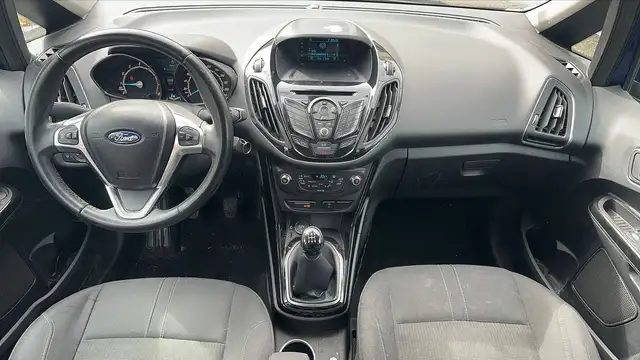 Ford B-Max view 11