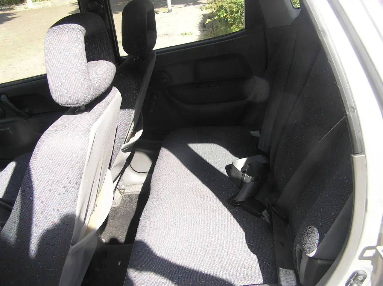 Suzuki Ignis 1.3-16V GL178 d km nap stuurbekr APK, foto 8