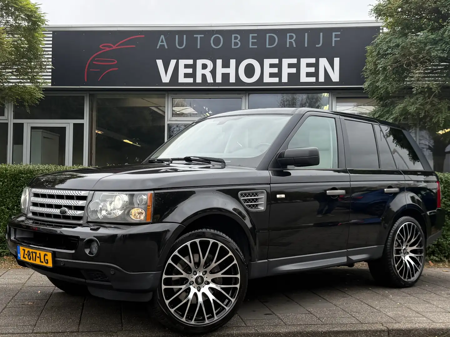 Land Rover Range Rover Sport 4.2 V8 Supercharged - INCL BTW - YOUNGTIMER - PANO Zwart - 1