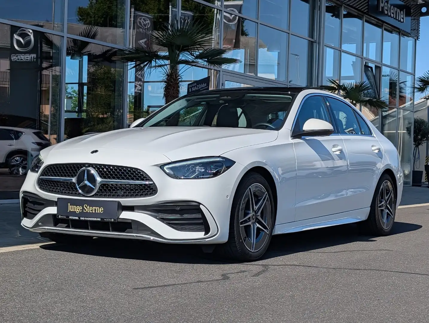 Mercedes-Benz C 200 d PTS Shz LED MBUX Ambi AMG Pano CarPlay Weiß - 2