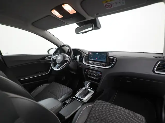 Kia Xceed view 2