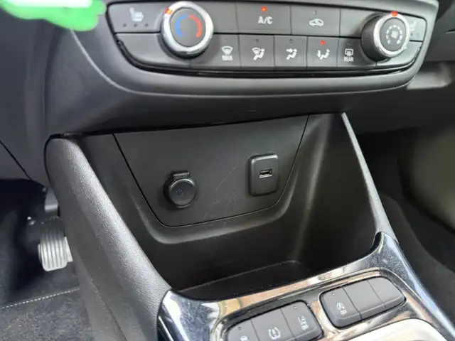 Opel Crossland view 25