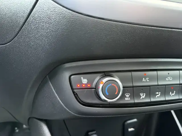 Opel Crossland view 24