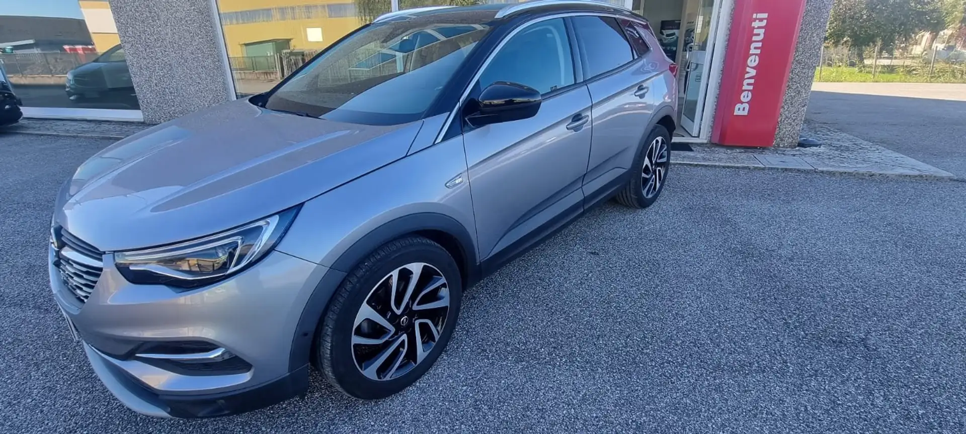 Opel Grandland X 1.5 ecotec Innovation s 130 CV E.U. 6D Gris - 1