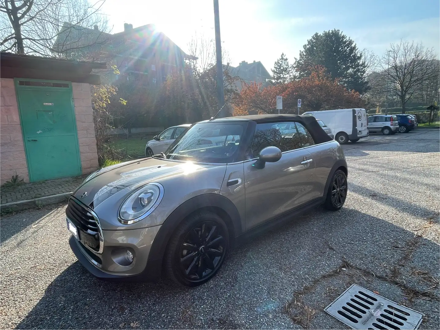 MINI Cooper D Cabrio 1.5 Hype Grigio - 1