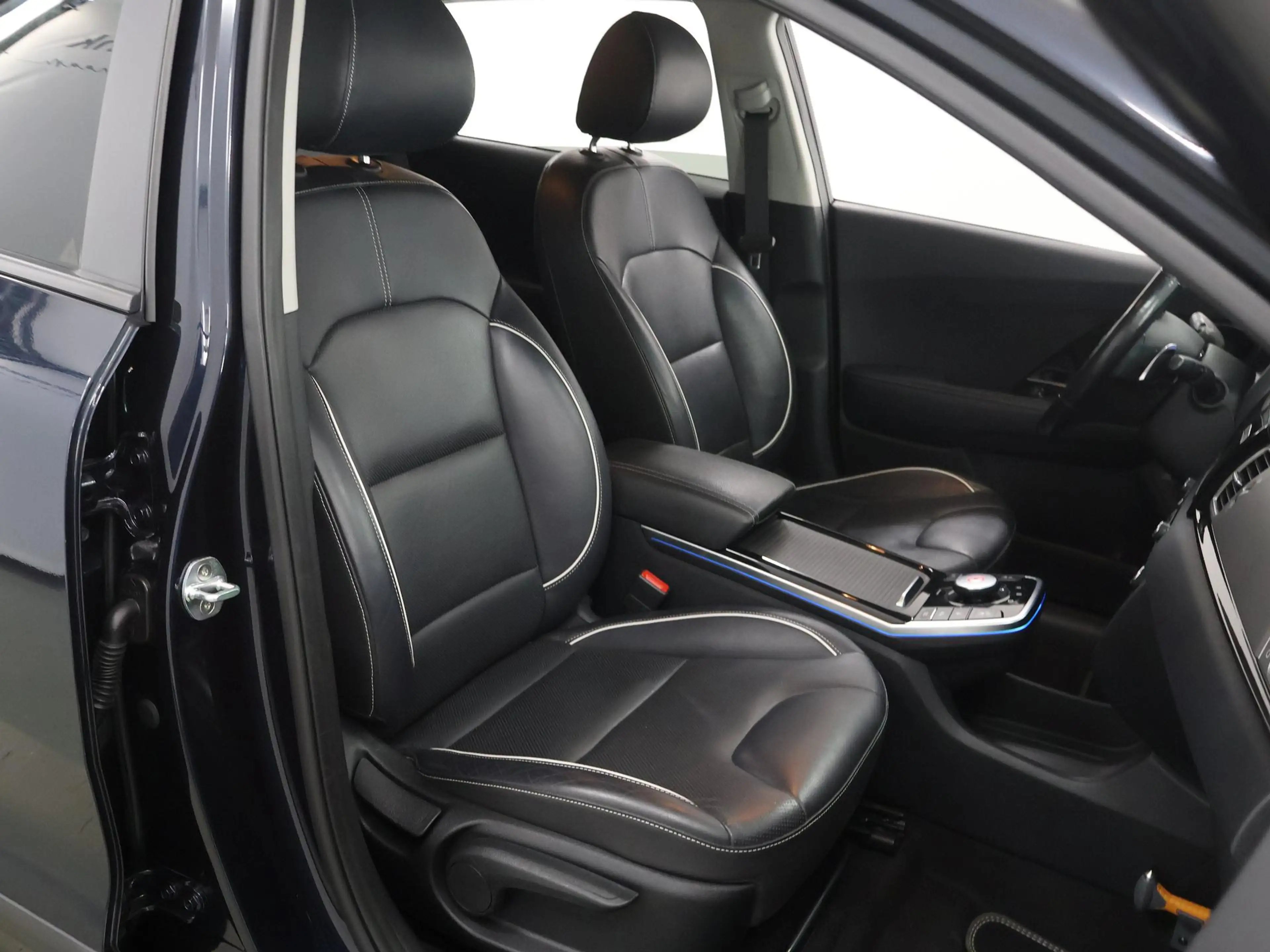 Kia e-Niro ExecutiveLine 64 kWh | Lederen bekleding | JBL Aud — photo 10