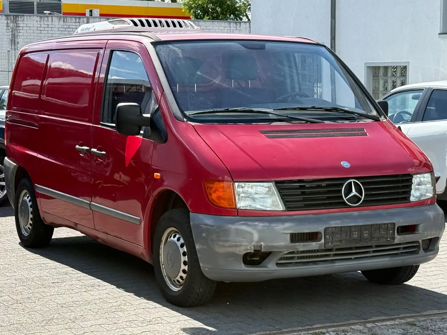 Mercedes-Benz Vito 110 D Orig. 138 TKM Kühlfahrzeug!!! Rot - 2