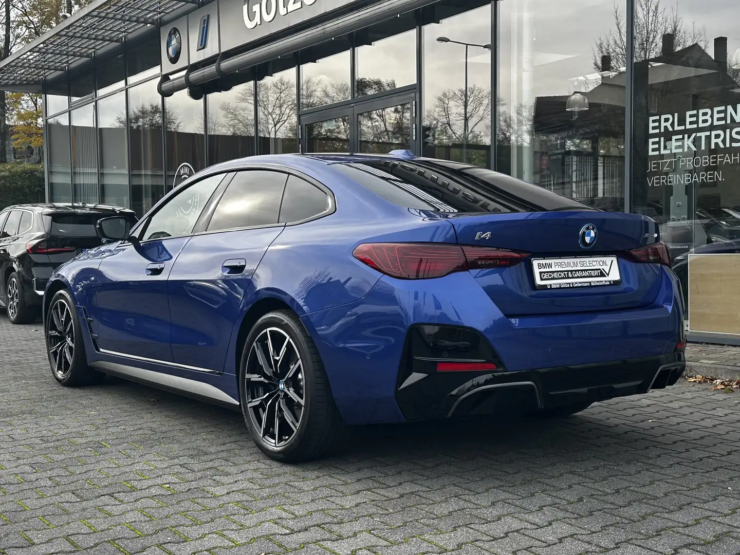 BMW i4 xDrive40 M Sport //LCI Leas.ab EUR610,-inkl. Blau - 2