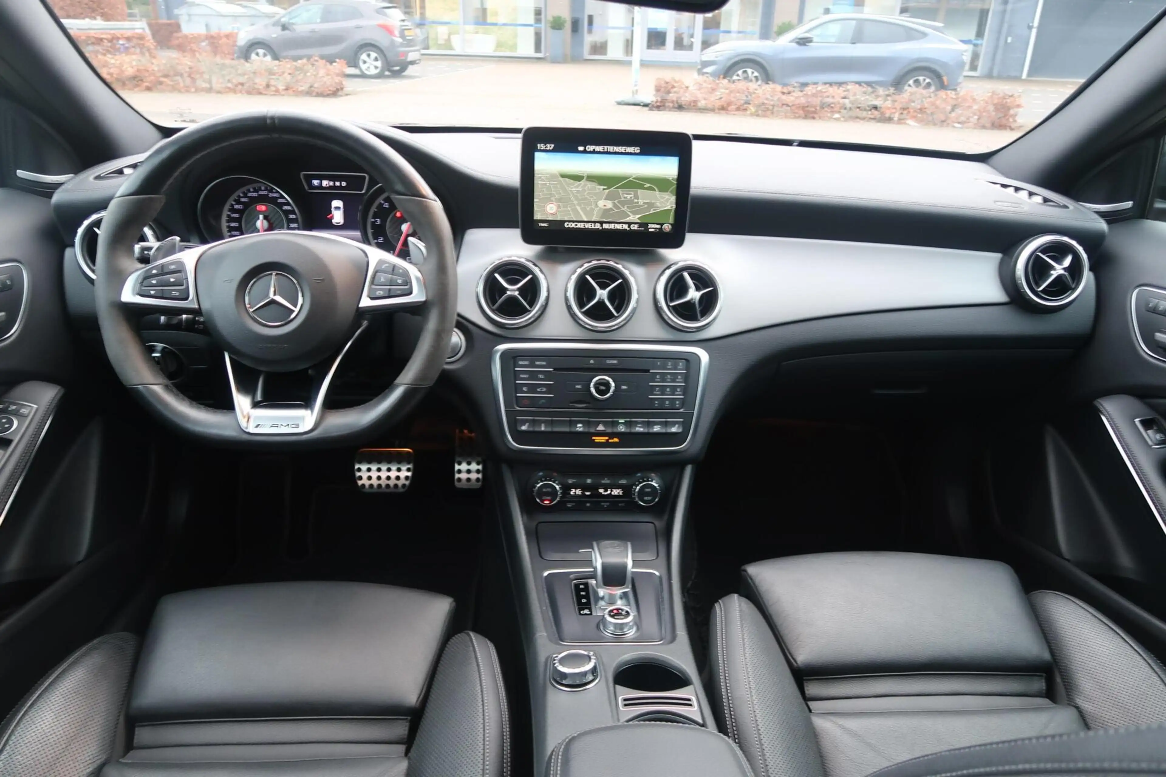 Mercedes-Benz GLA 45 AMG 4MATIC 415PK PANORAMADAK|MEMORY|KEYLESS|CAMERA|CAR — photo 10