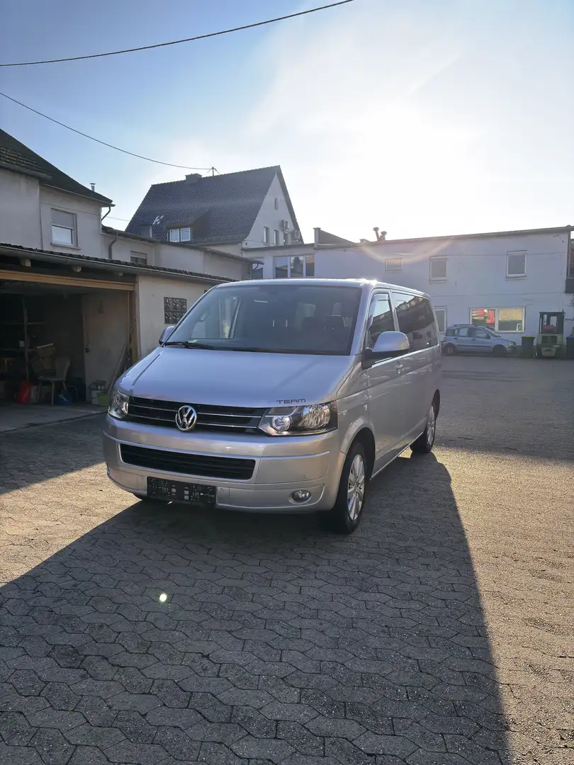 Volkswagen T5 Multivan Kurz Team - 2