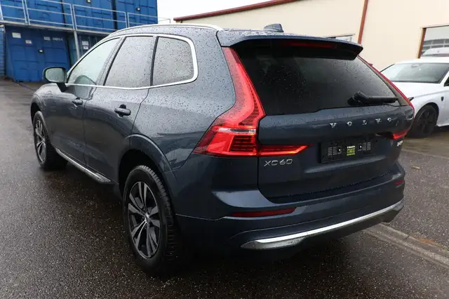Volvo XC60 Core T6 LED Pano ACC TotW Kam Keyl StandH 257 k... Ansicht 4
