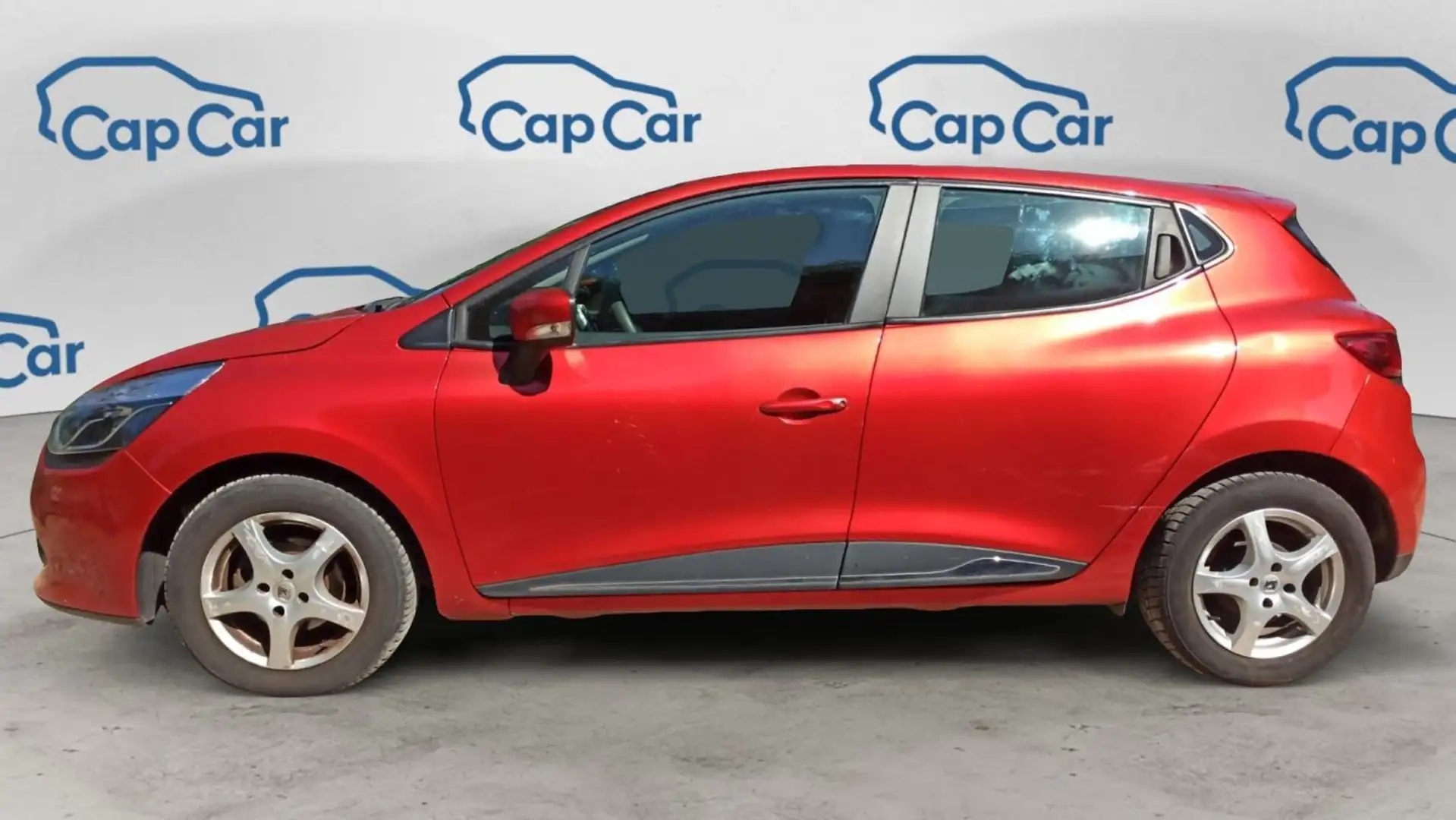 Renault Clio IV 1.2 75 Trend Rouge - 2