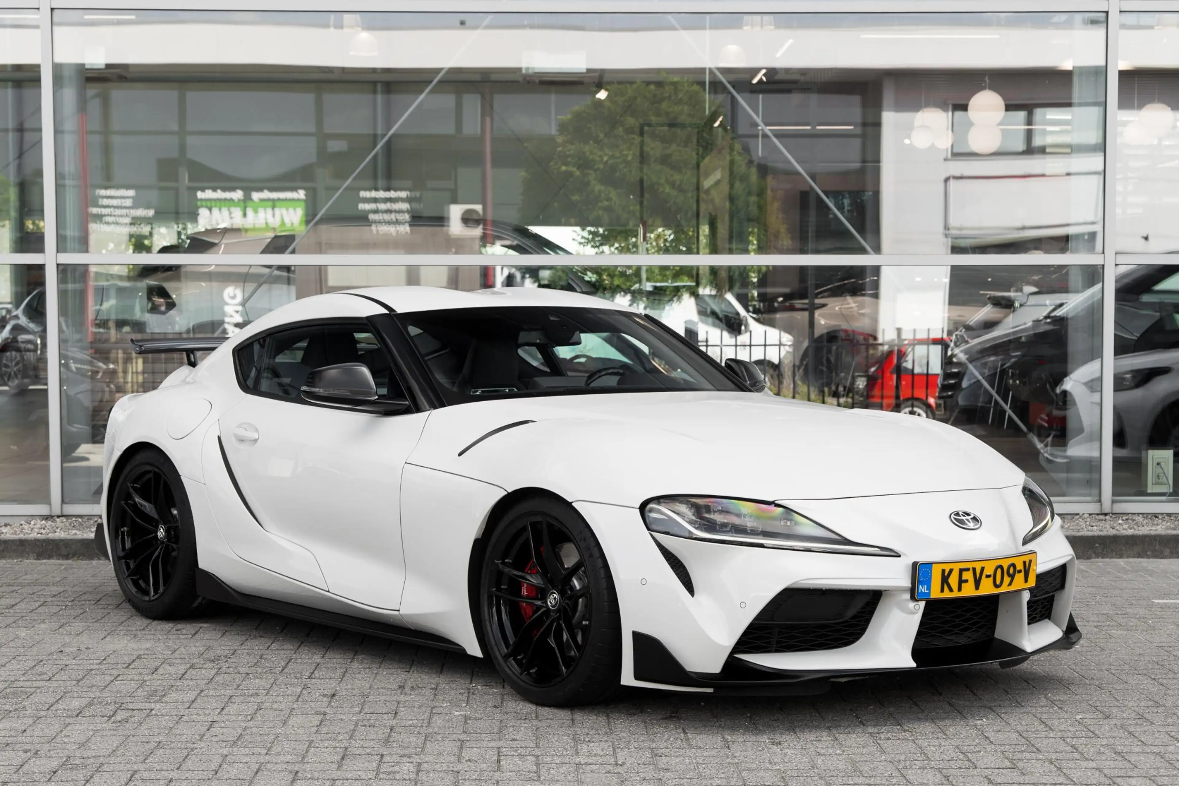 Toyota Supra 3.0 Legend Premium AC Schnitzer | JBL | HUD — photo 8