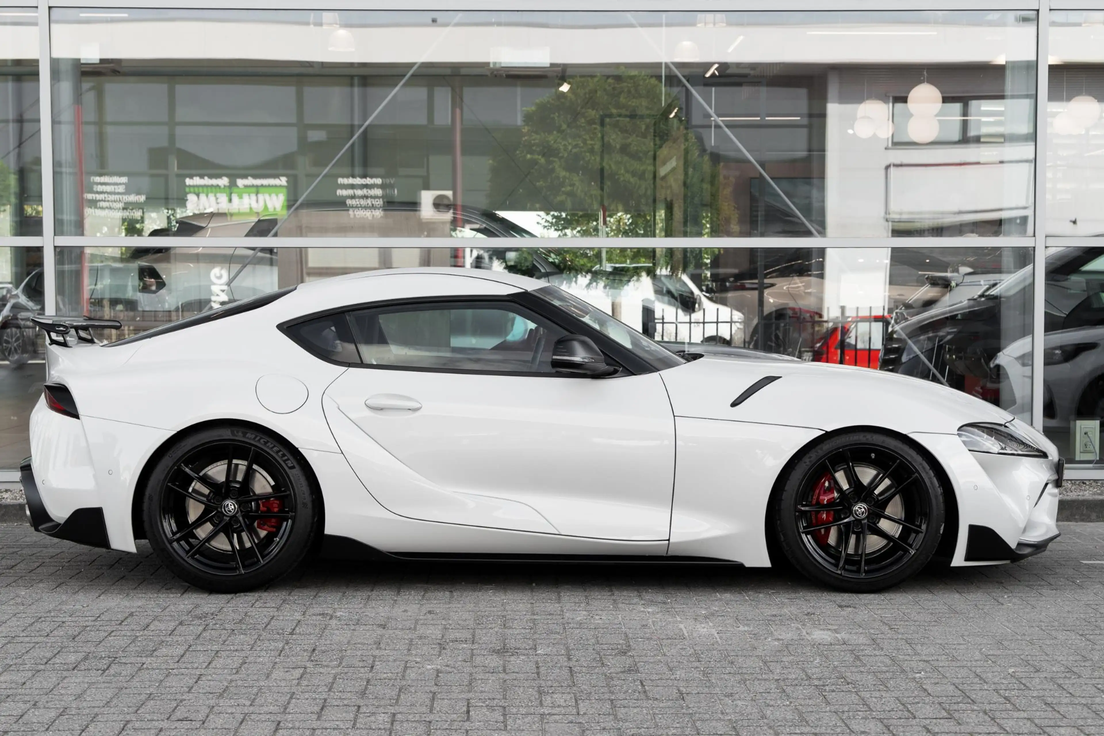 Toyota Supra 3.0 Legend Premium AC Schnitzer | JBL | HUD — photo 3