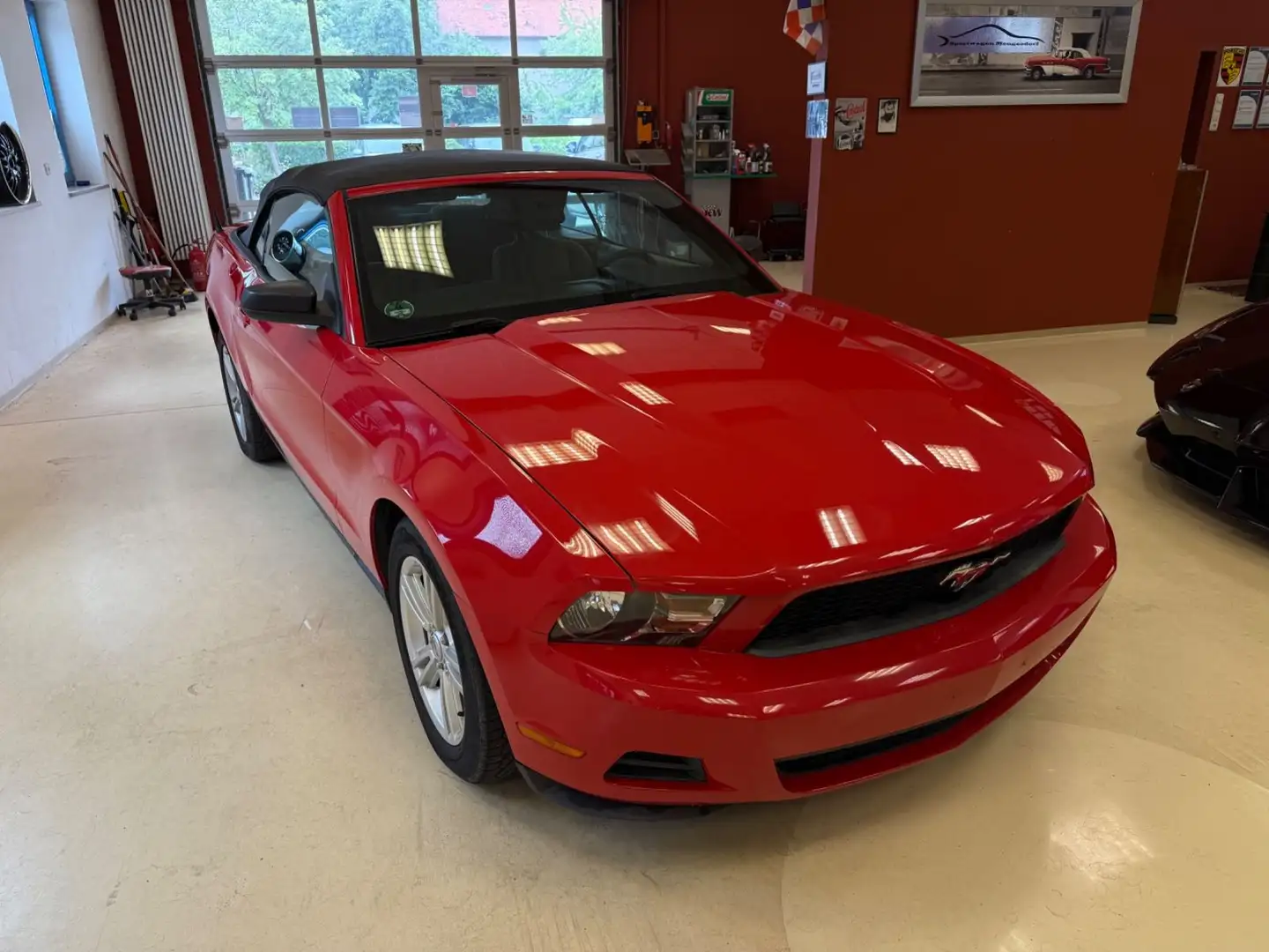 Ford Mustang Cabrio Automatik,CD,Klima,NUR 56"KM Rojo - 1