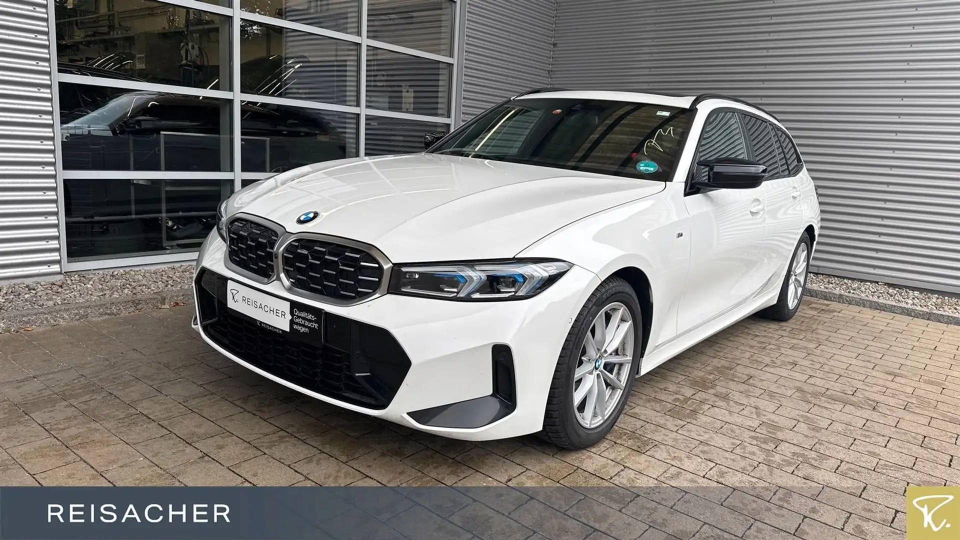 BMW 340 xDrive Navi HUD 360° adLED Pano MemSitz Weiß - 1