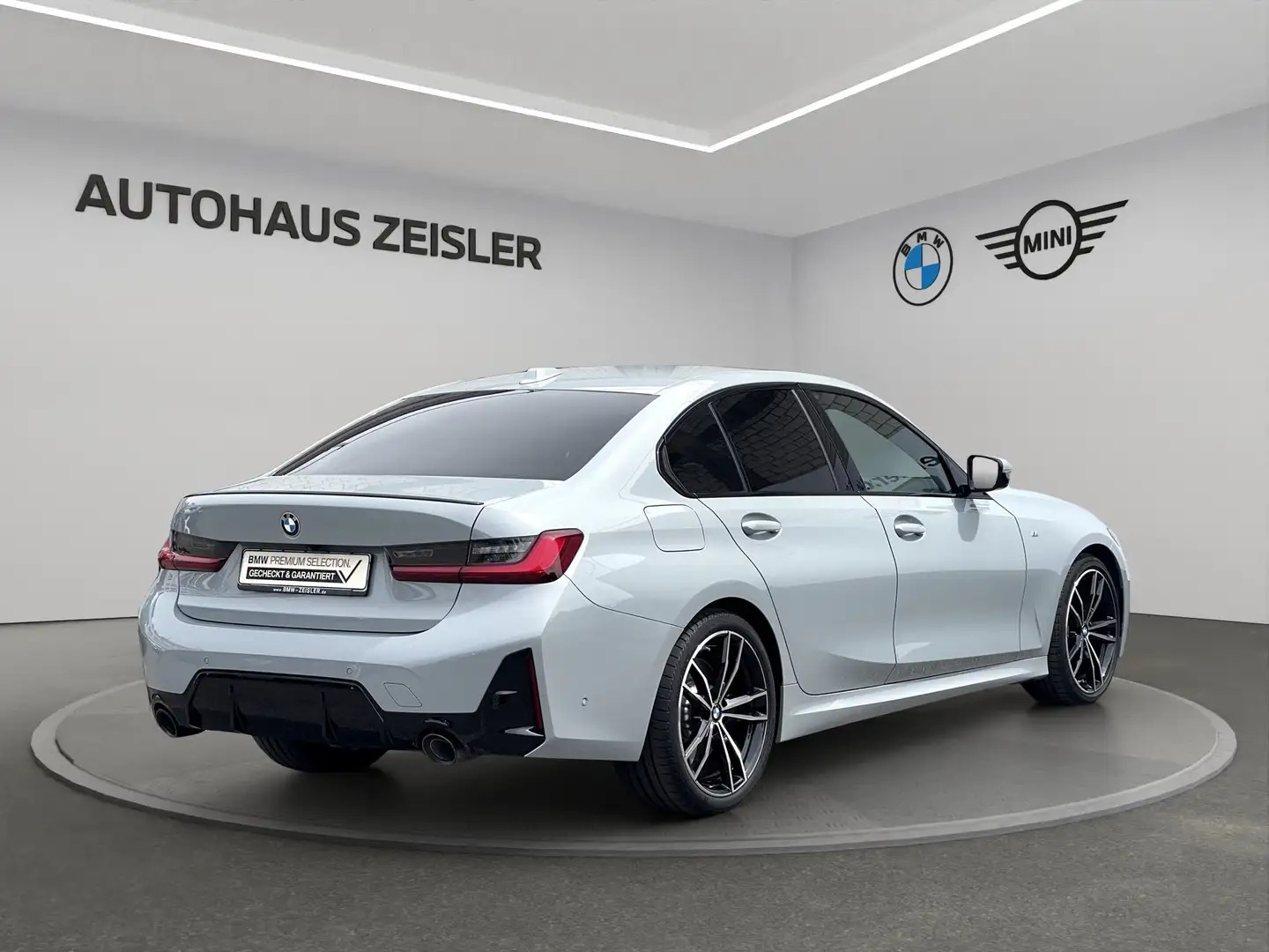 BMW 330 i Limousine M SPORTPAKET UPE 79.760,-- Grau - 2
